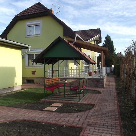 Apartman Kaszás Garden Mosonmagyaróvár Kültér fotó