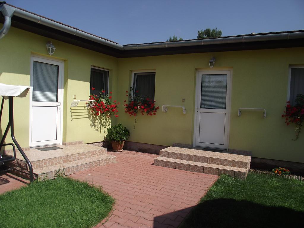 Apartman Kaszás Garden Mosonmagyaróvár Kültér fotó