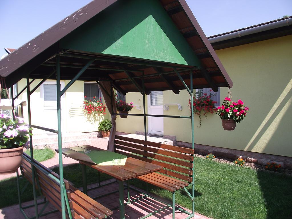 Apartman Kaszás Garden Mosonmagyaróvár Kültér fotó